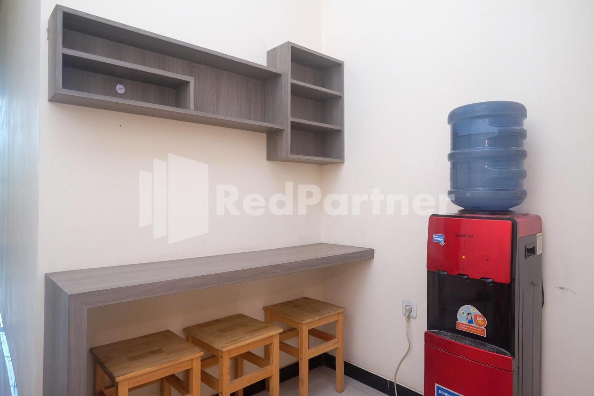 Griya Loka 2 Syariah Near Simpang Lima Mitra Reddoorz Hotell Semarang Eksteriør bilde