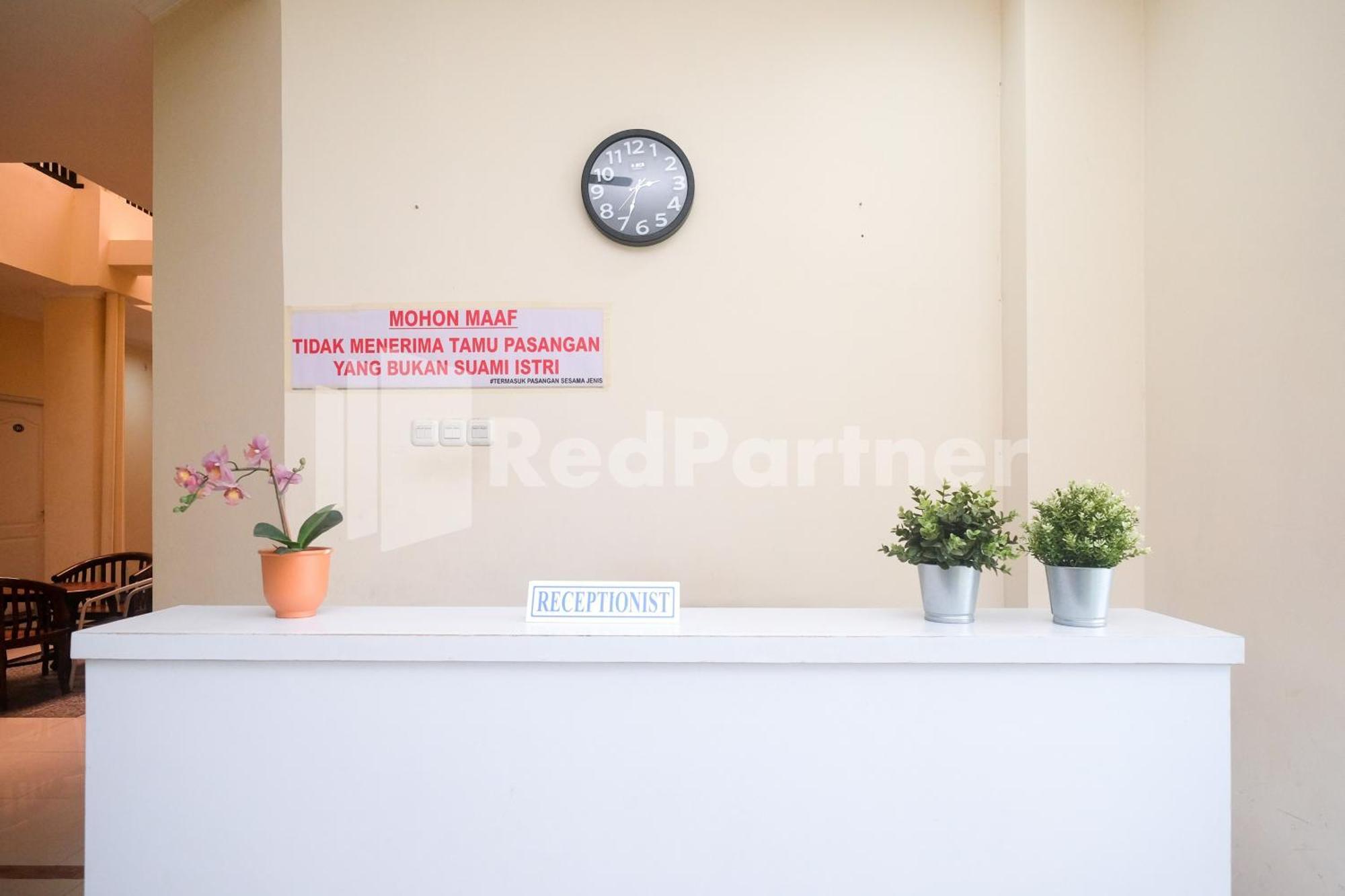 Griya Loka 2 Syariah Near Simpang Lima Mitra Reddoorz Hotell Semarang Eksteriør bilde