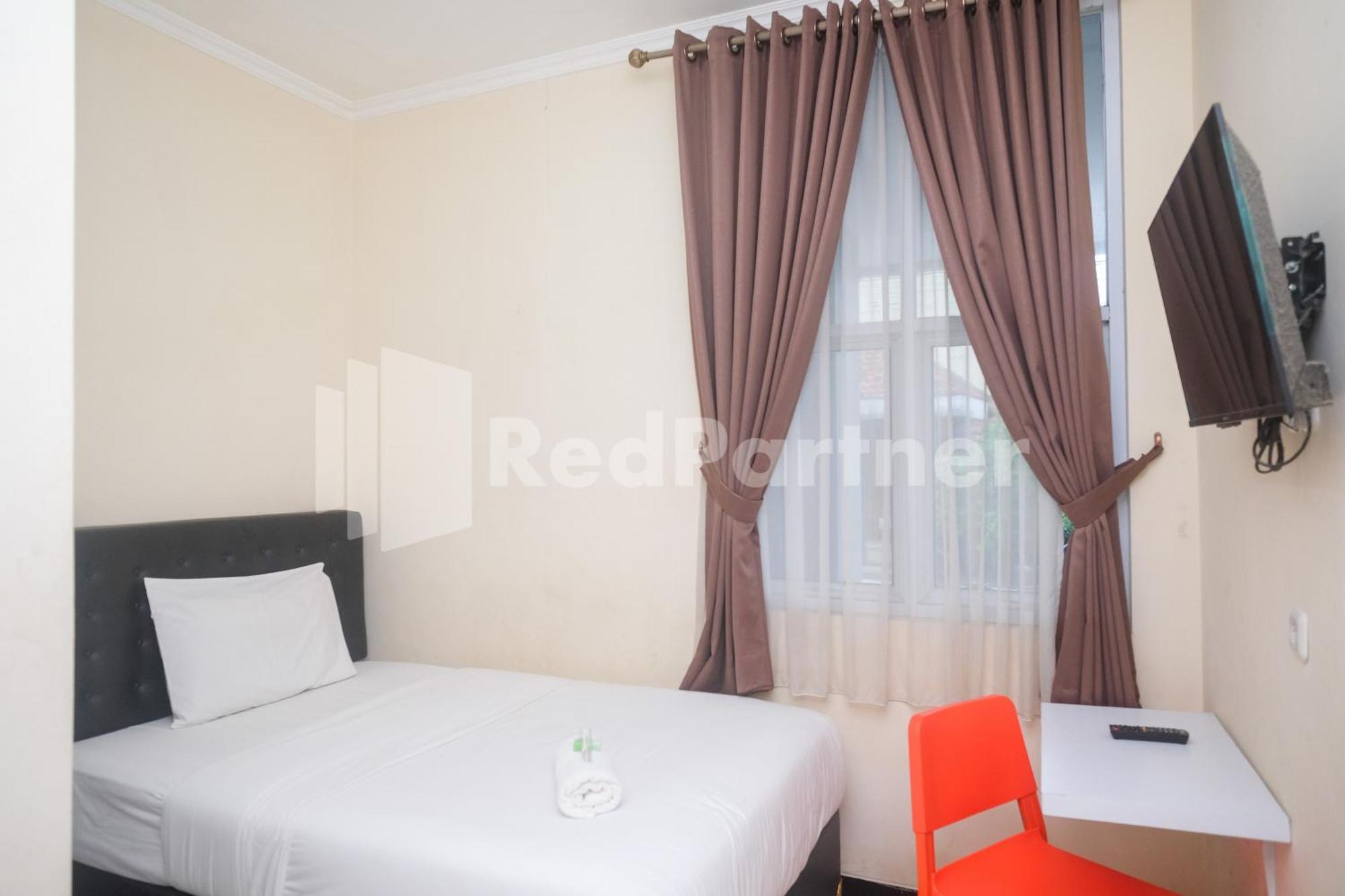 Griya Loka 2 Syariah Near Simpang Lima Mitra Reddoorz Hotell Semarang Eksteriør bilde
